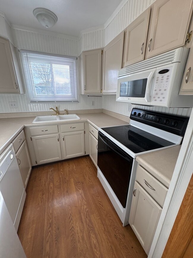 Photo - SUN VALLEY 2 BEDROOM, 2 BATHROOM TOWNHOUSE