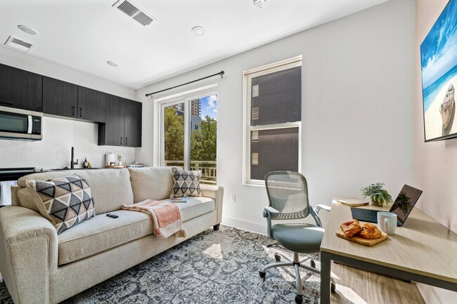 Photo - 617 N 12th St Unidad ID1312602P