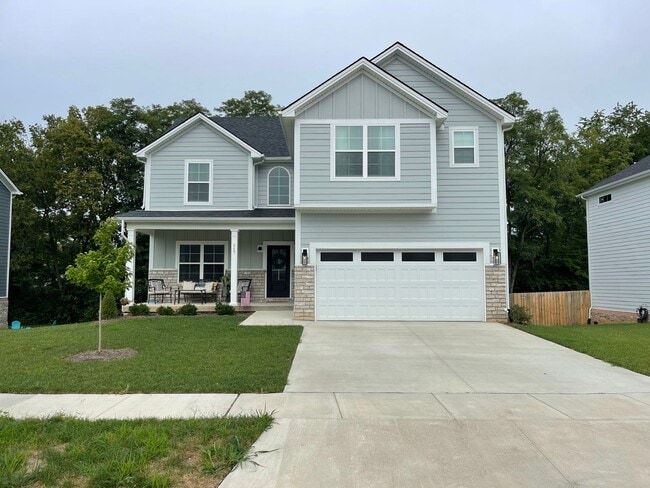 Building Photo - Beautiful 4 BR House in Nicholasville! All...