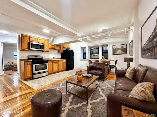 Photo - 10 Nosband Ave Unit 1G