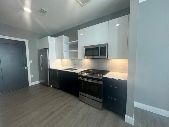 Photo - 656 Saratoga St Unidad 301