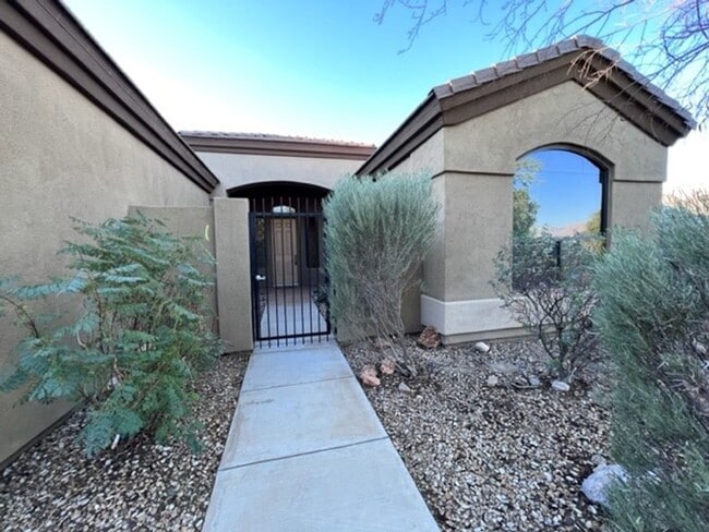 Photo - 3 Bed 2 Bath Golf Gated Community Pet Friendly,Boat Garage. Bullhead Parkway