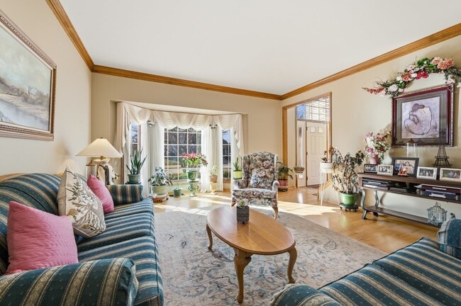 Photo - 912 Stonebridge Way