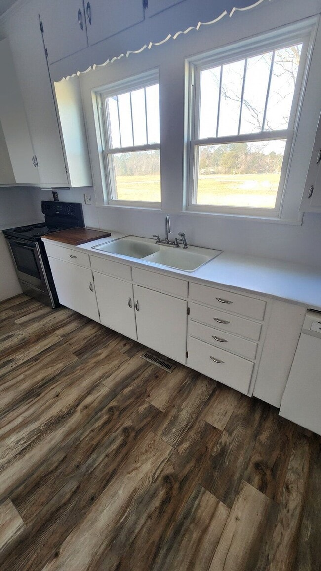 Photo - 4553 Boyds Rd