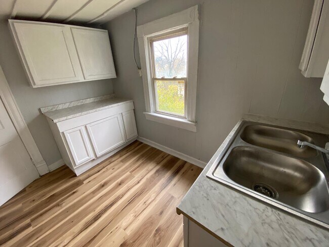 Photo - 1519 Campbell Ave