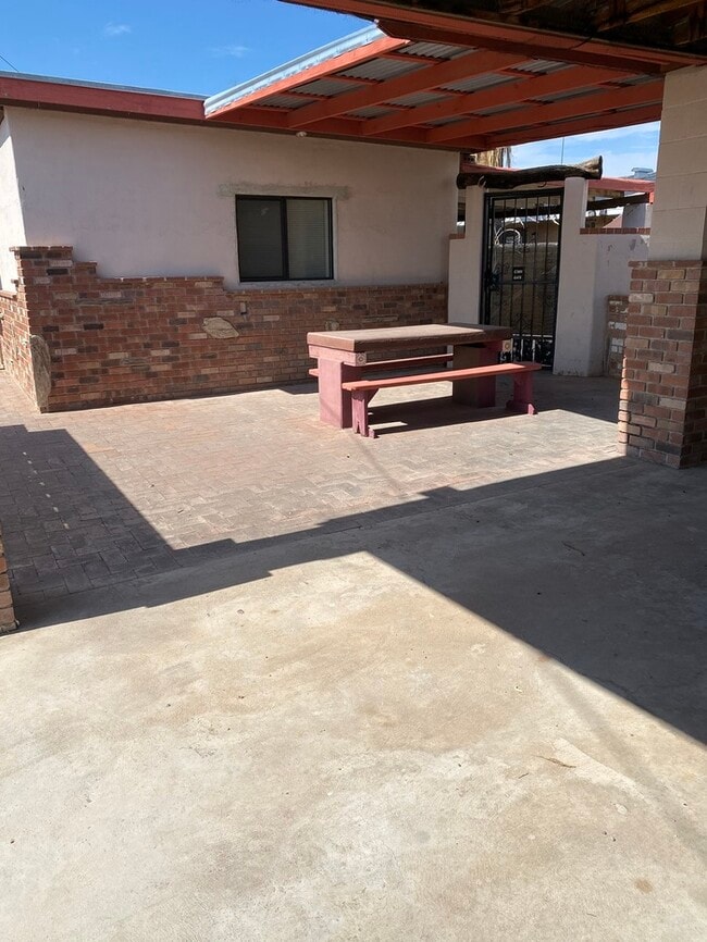 Photo - 328 S Martin Ave