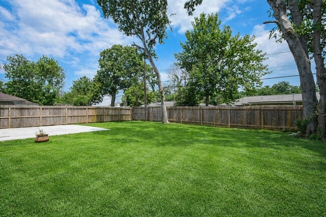 Photo - 5330 Windswept Ln