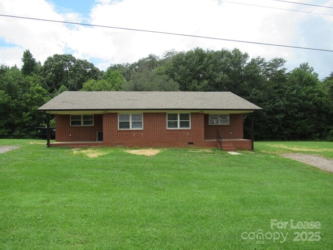 Building Photo - 1747 River Rd Rental