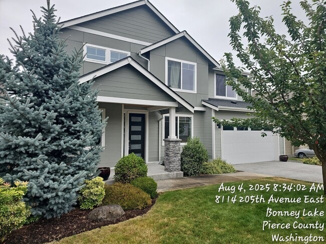 Building Photo - Bonney Lake area 5 bedroom plus Den and 3 ... Rental