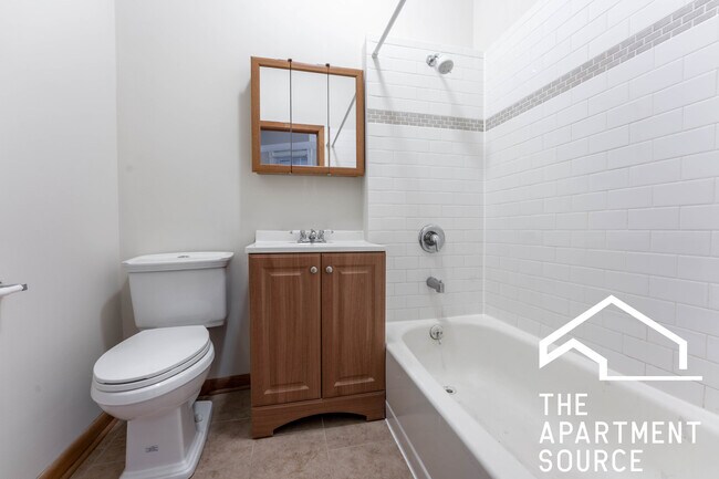 Photo - 1208 W Wrightwood Ave