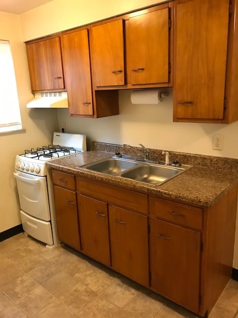 KItchen - Broadway Apartments