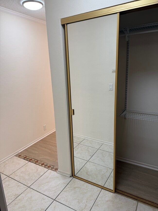 Photo - Hayworth Apartments