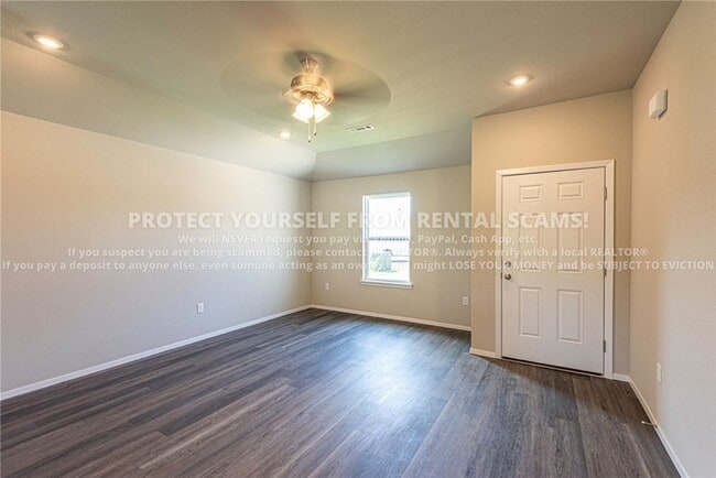 Photo - 1151 E Sparrow Cir