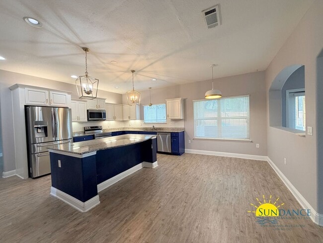 8565 Holley Hills Cir