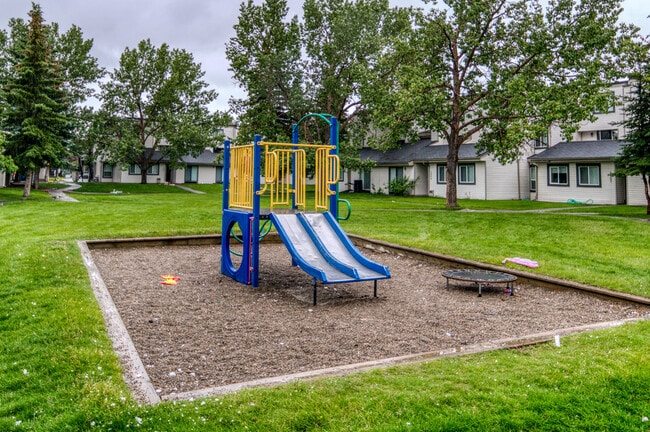 Photo - Tower Lane Terrace Apartments