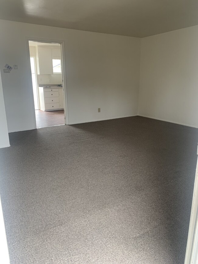 Photo - 115 N D St Unidad B