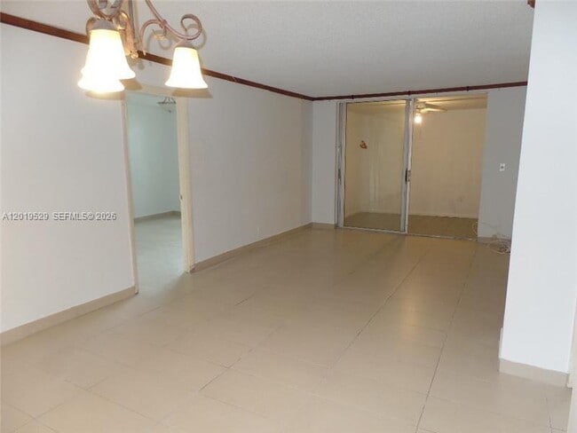 Photo - 447 NE 195th St Unit 117