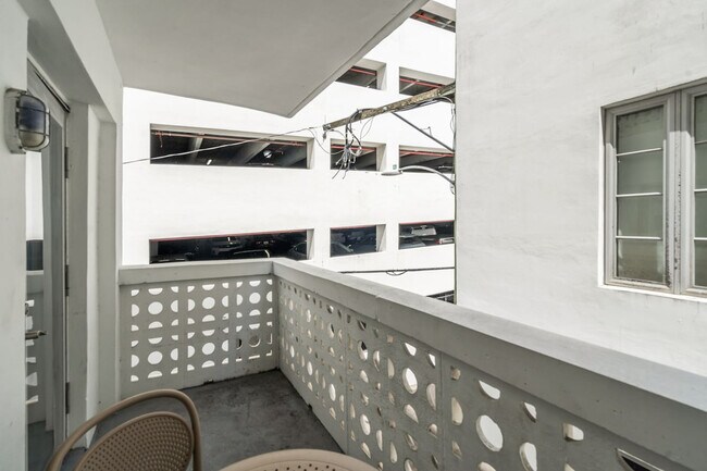 Photo - 1052 Ocean Dr Unit SI ID1540433P