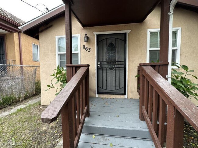 Photo - 2 br, 2 bath House - 863 Athens Ave