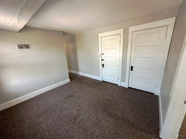 Photo - 1238 Brown St Unit Apt A