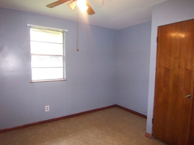 Photo - 3226 Olcutt St