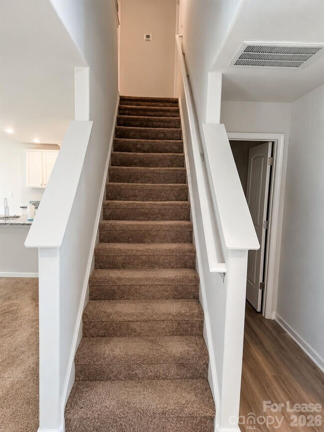 Photo - 1337 Nia Rd