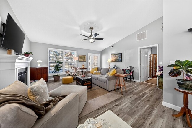 Photo - 1321 Forest Creek Dr. Unidad 3