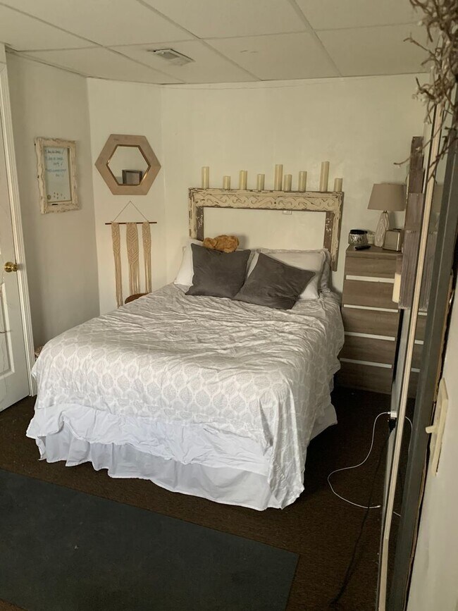 416 Semple St Apartment Unit 3 Pittsburgh, PA