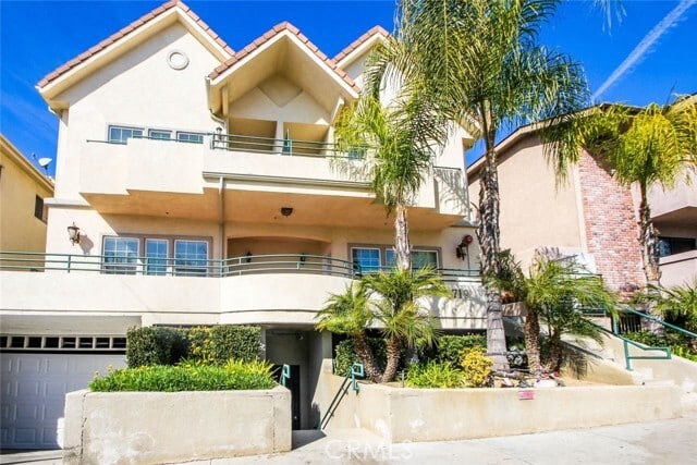 Photo - 719 E Providencia Ave Unidad 103