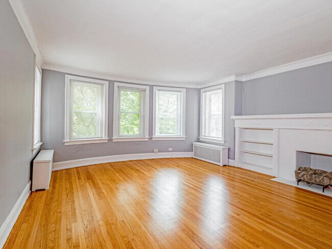 Photo - 8227 S Maryland Ave Unit 3S