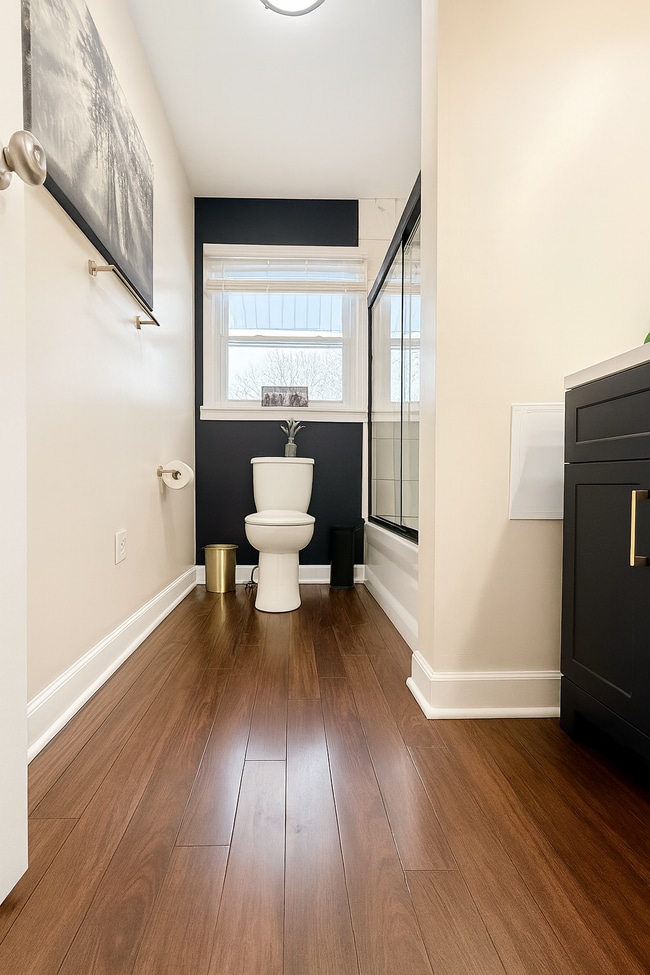 Photo - 12418 White Oak Dr