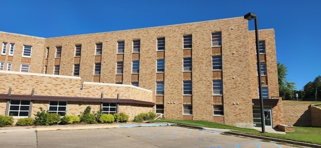 Photo - Legacy Senior Living Apartments