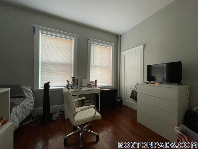 Photo - 447 Park Dr Unit 1C