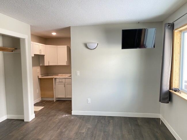 Photo - 710 2nd Ave N