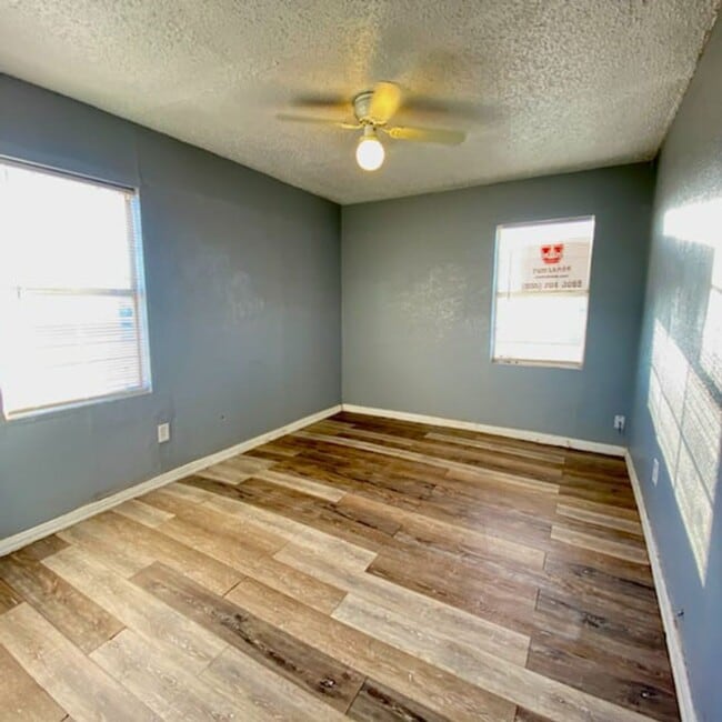 Photo - Handyman Special $0 First Month's Rent / $0 Deposit at move-in “You fix, you SAVE BIG!!” Contact ...