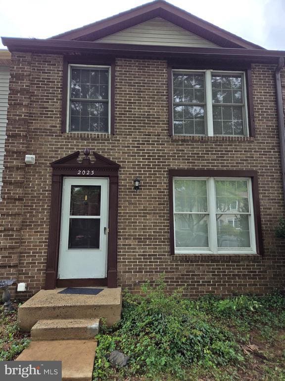 Photo - 2023 Brooks Square Pl Townhome