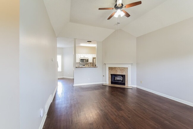 Photo - 757 Rain Dance Way