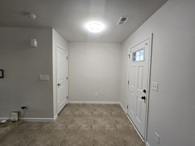 Photo - Beautiful Home Available for Rent in Charlotte, NC 28212