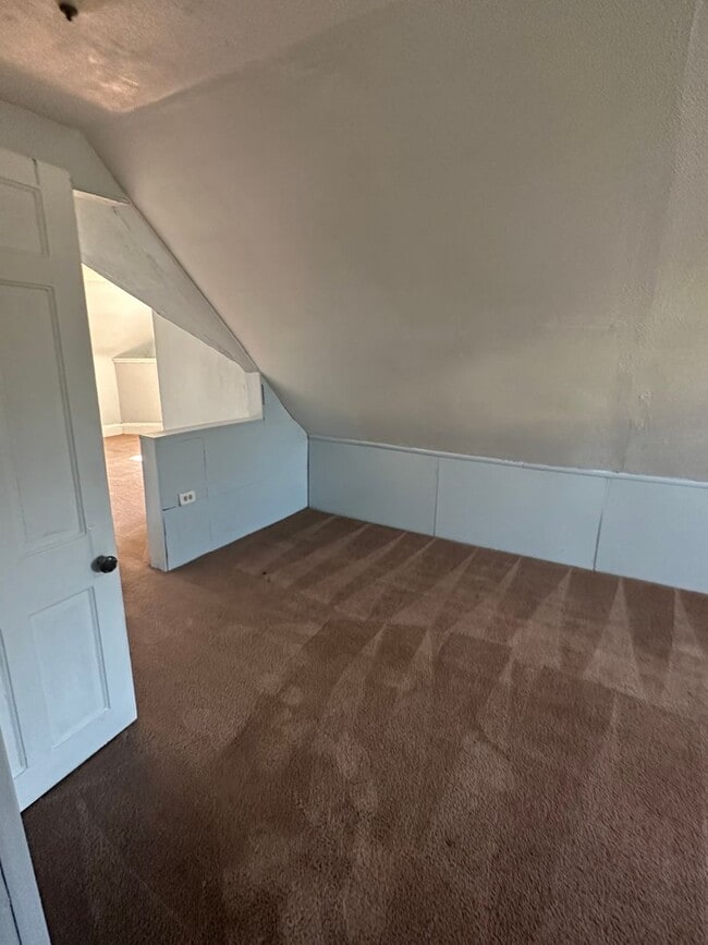 Photo - 3bd Single Broadway/E. 55th St. Cash Pay/Section 8