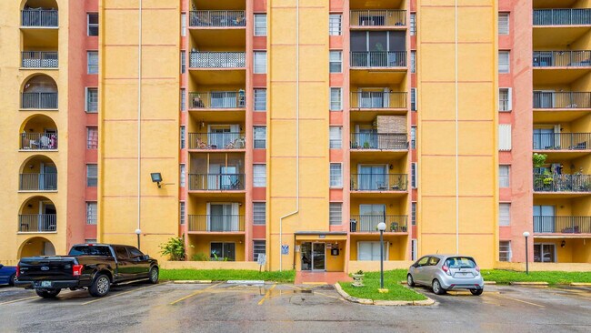 Photo - 4801 NW 7th St Unit 503-16