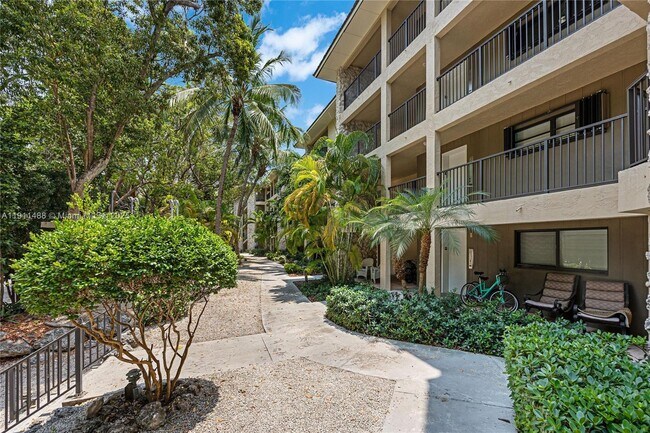 Photo - 96000 Overseas Hwy Unidad W44 Rental