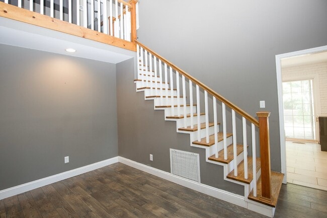 Photo - "3-Bedroom Home on Fox Hunt Lane in Southern Pines – Cozy Living Awaits!"