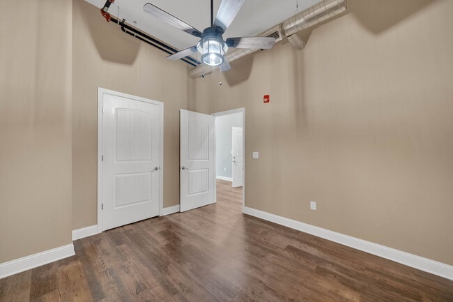 Unit G – 2BR / 1BA – 883 sq. ft. - Bridwell on Broad