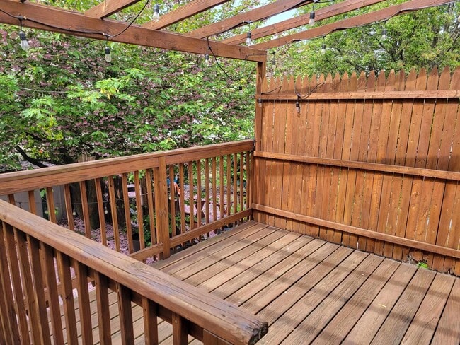 Photo - 415 66th St Apartment Unit 1