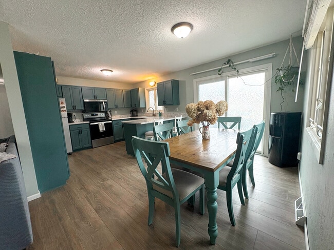 Photo - 2418 Marquette Dr