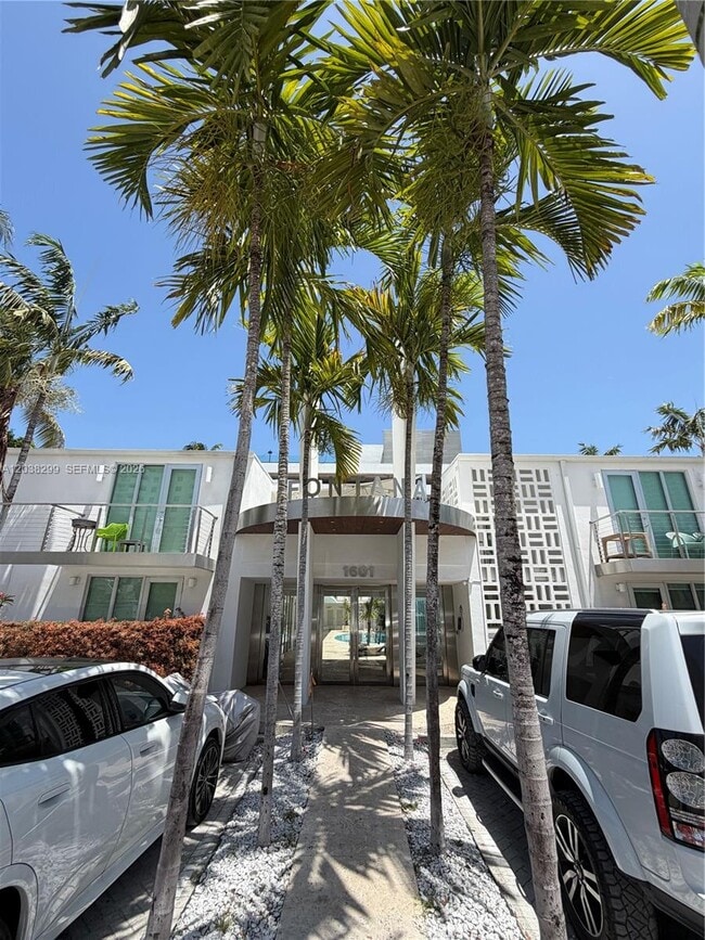 Photo - 1601 West Ave Unit 212