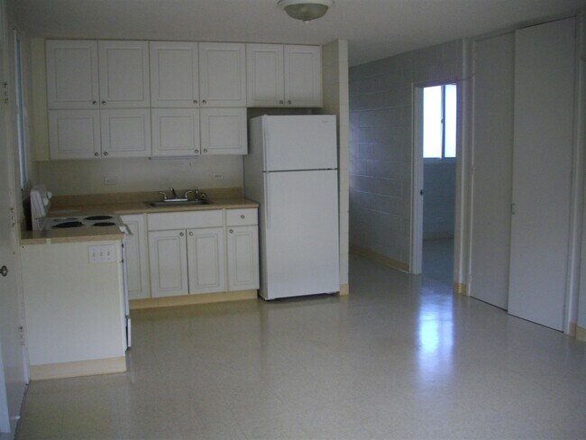 Photo - 2955 E Manoa Rd Unidad A