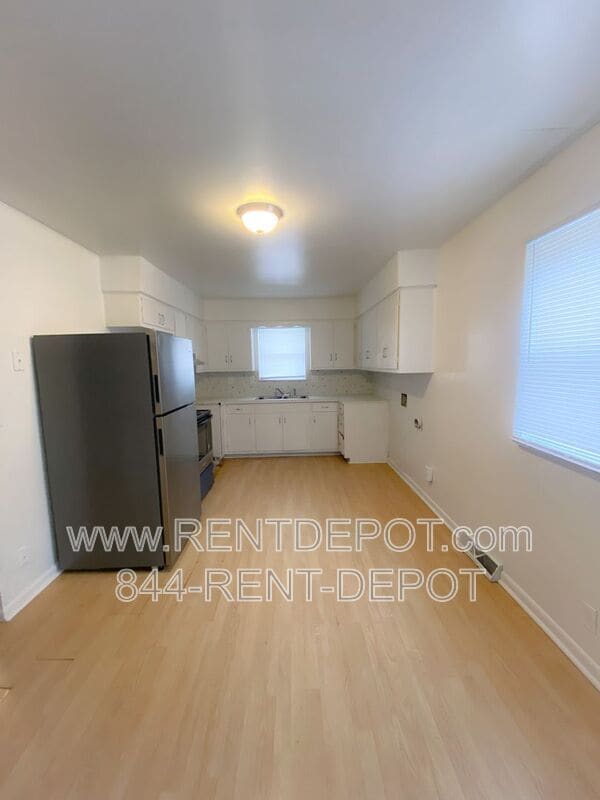 Photo - 1213 S Lombard Ave