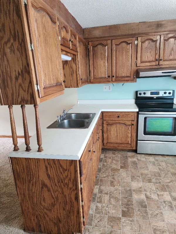 Building Photo - 731 Hickory Dr Rental
