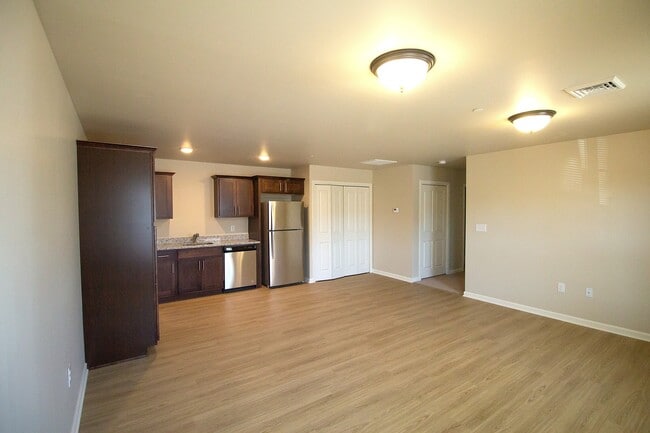 Photo - Glen Esk Apartments